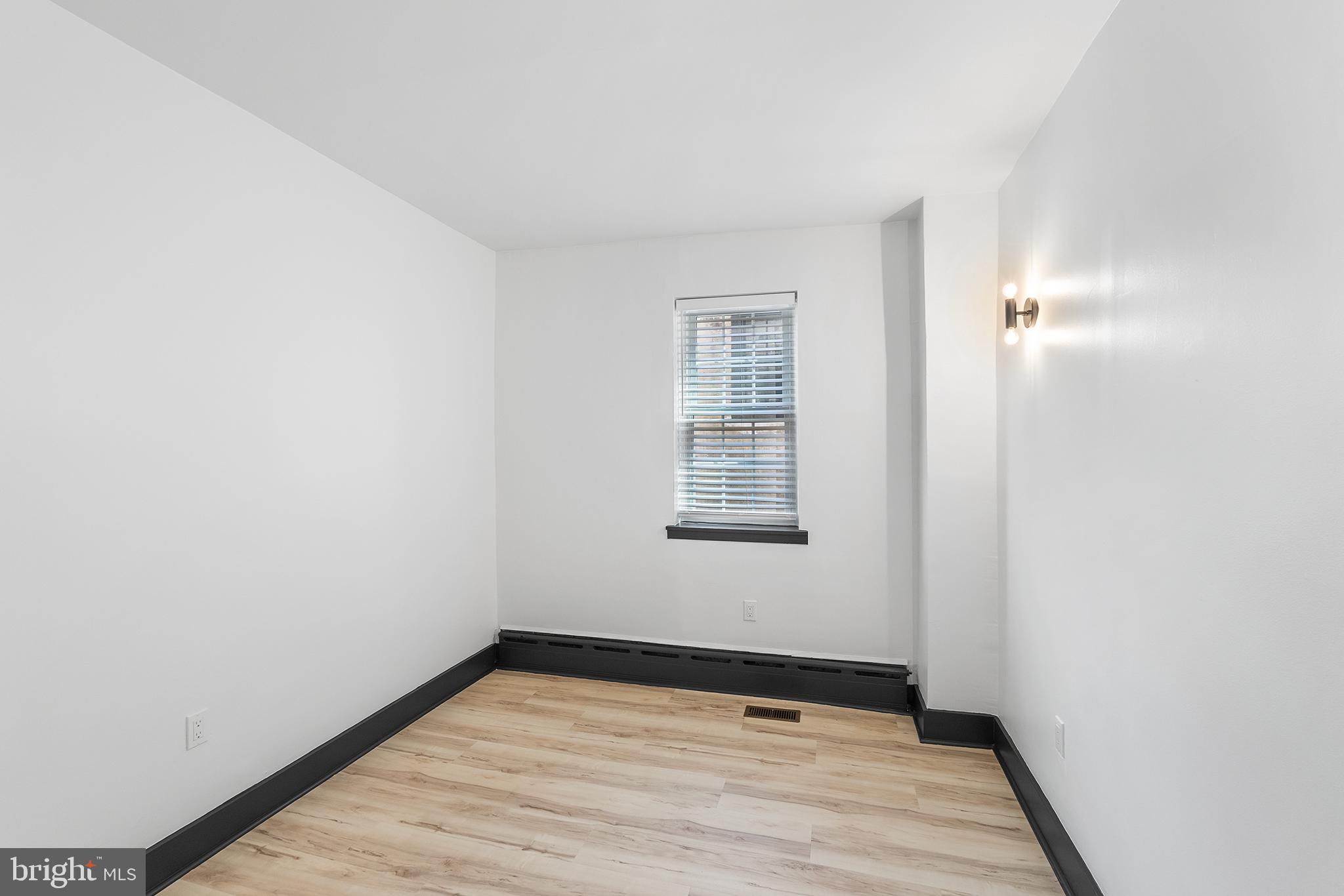 819 S 2ND ST #1