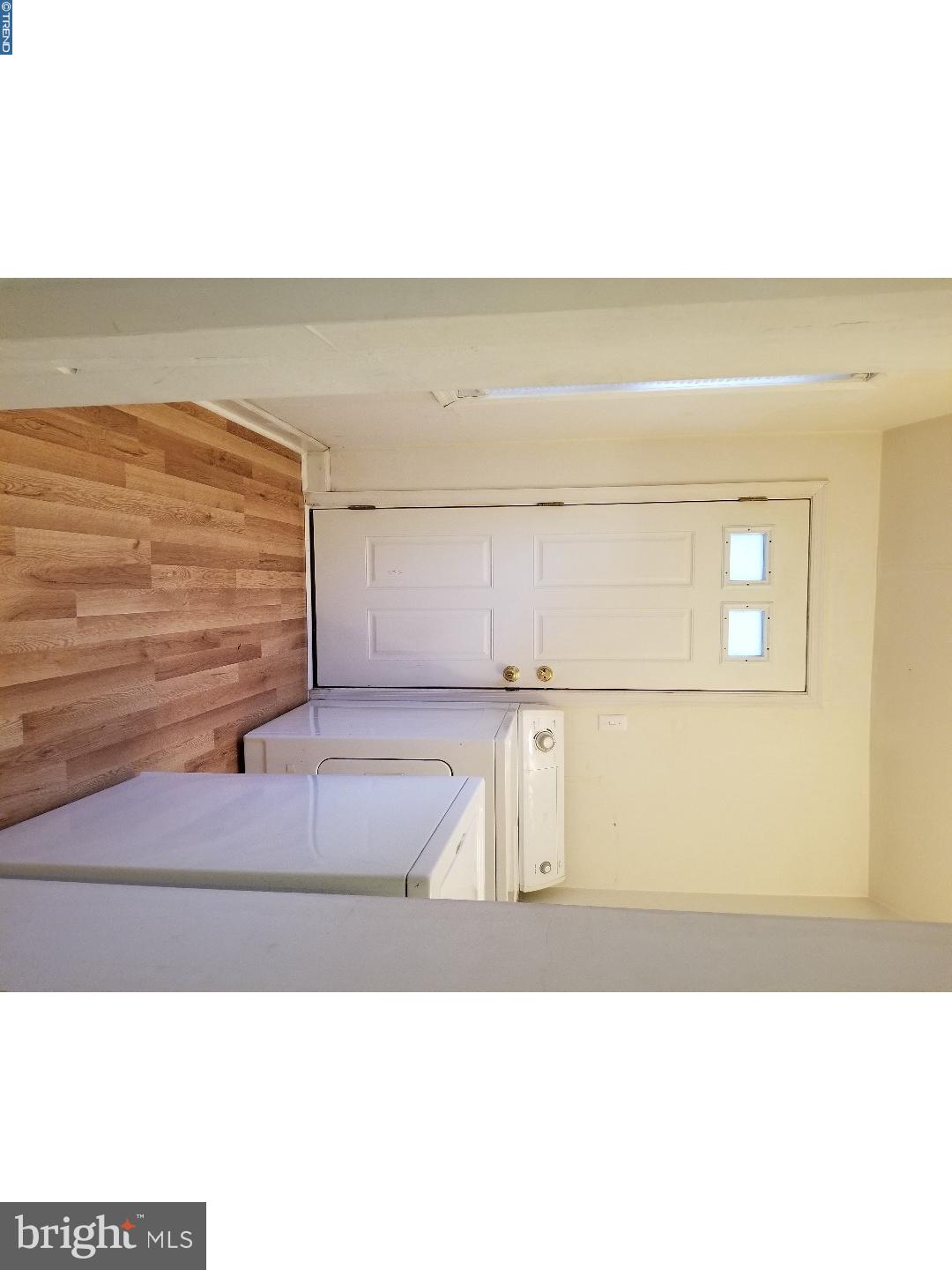 50 W DUVAL ST