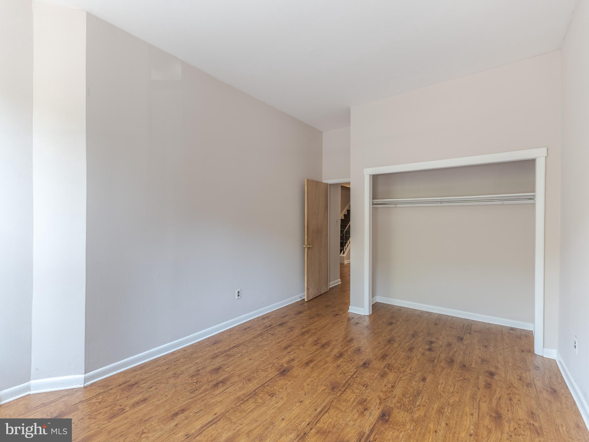 1707 W DIAMOND ST #1