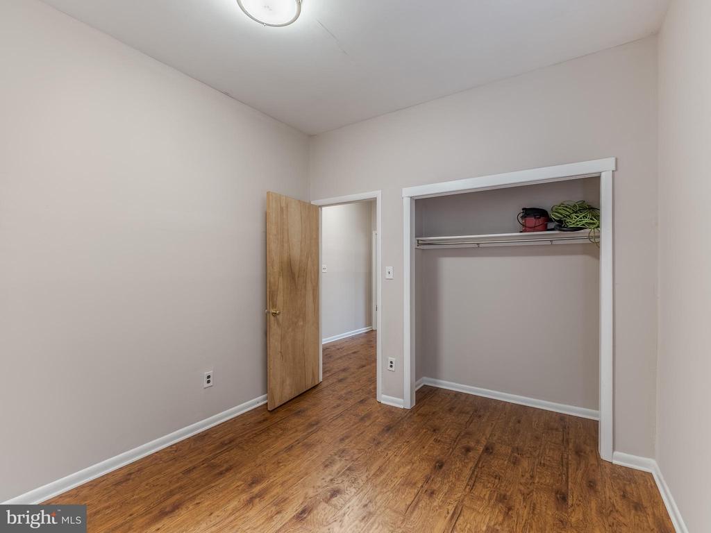 1707 W DIAMOND ST #1