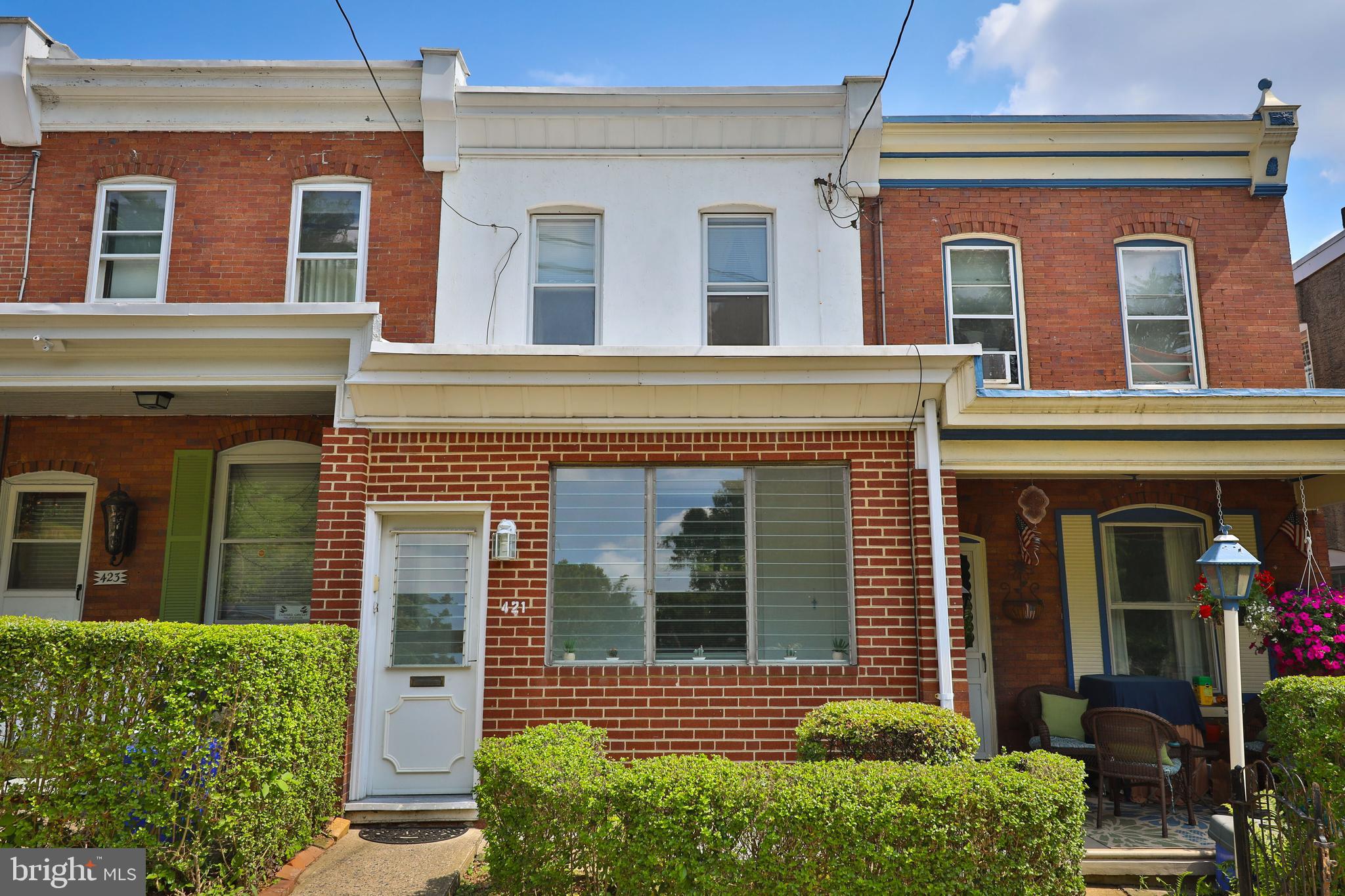 421 Hermitage St