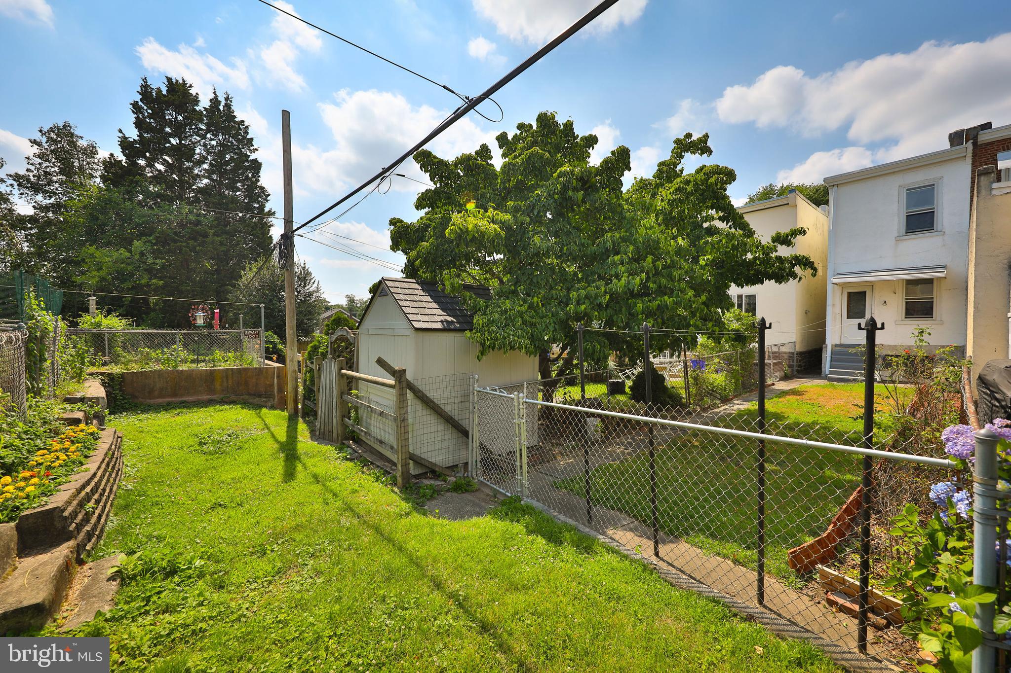 421 Hermitage St