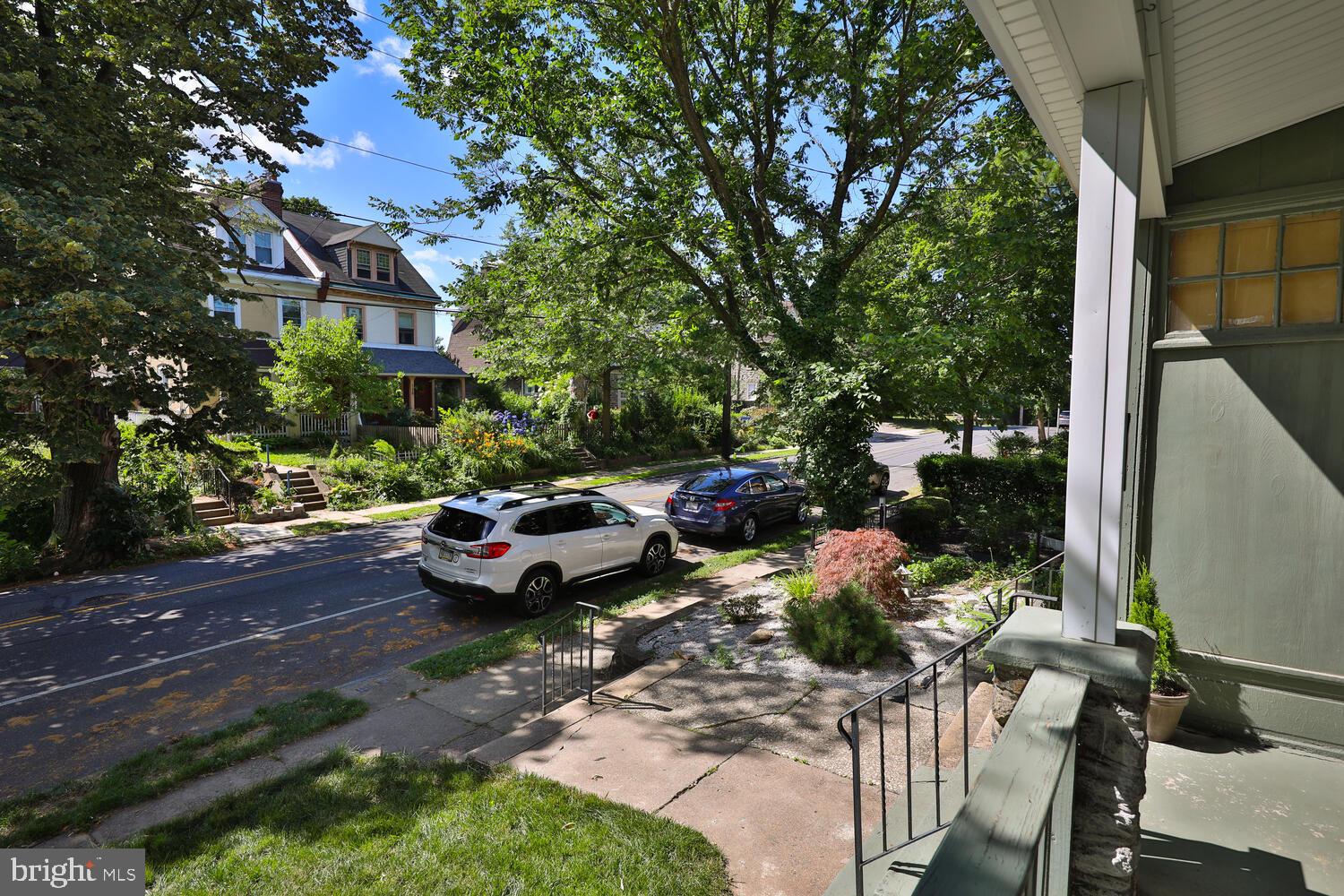 121 W Washington Ln