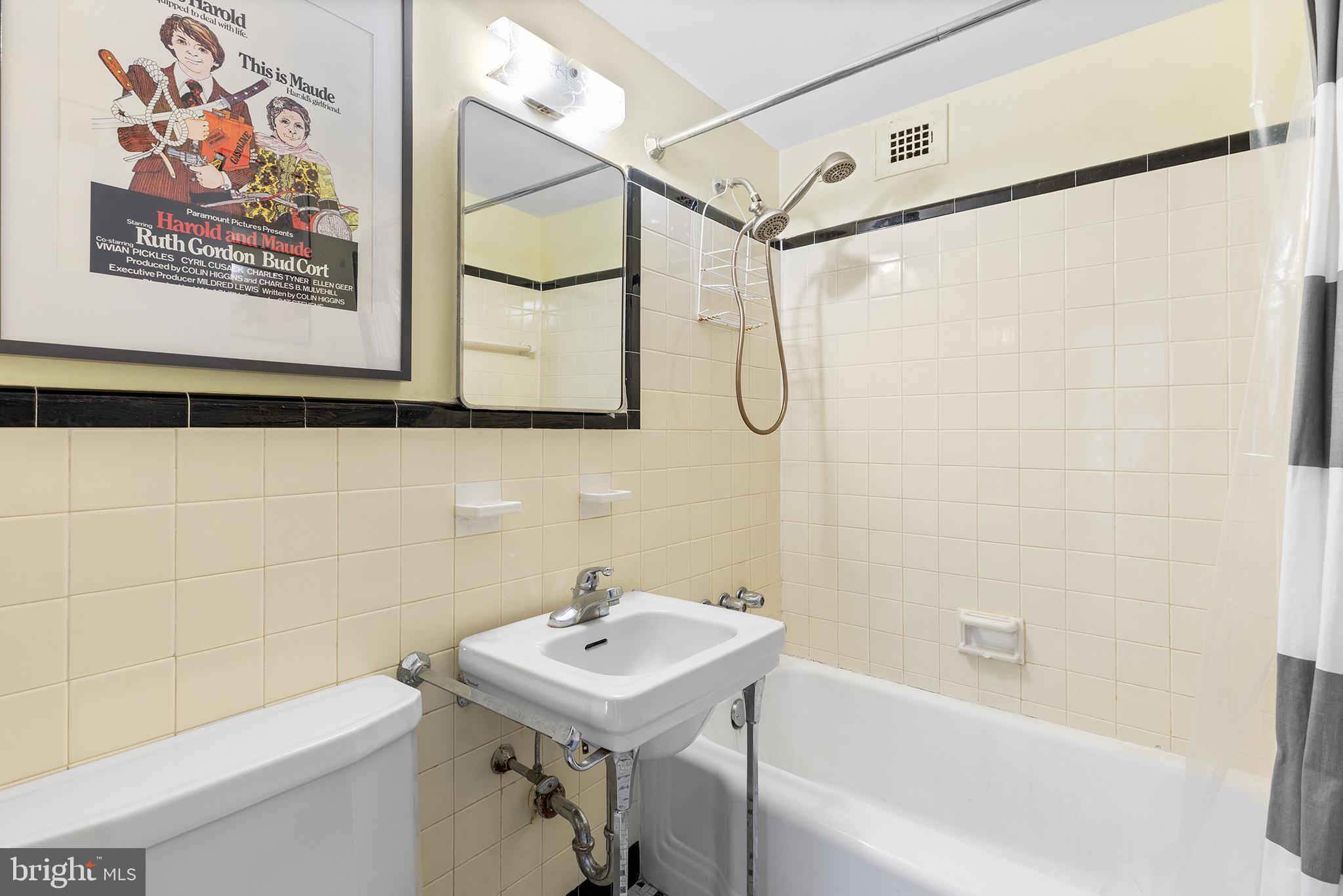 1806-18 Rittenhouse Sq #808