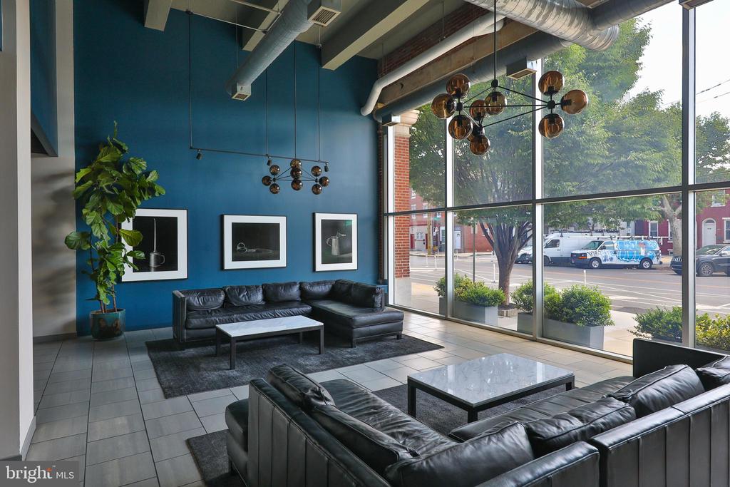 1101 Washington Ave #104