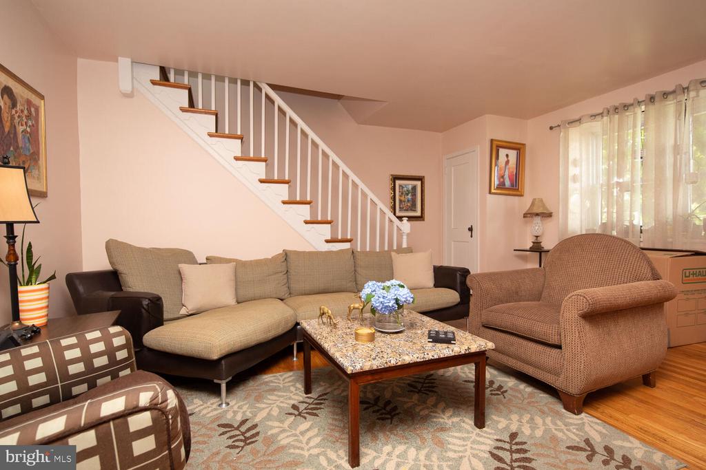 2123 Longshore Ave