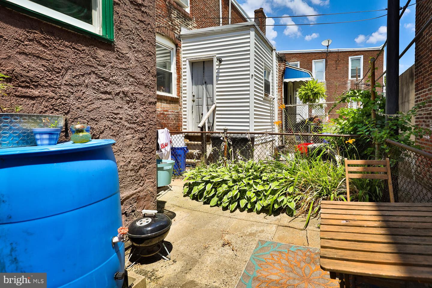 206 E Hortter St