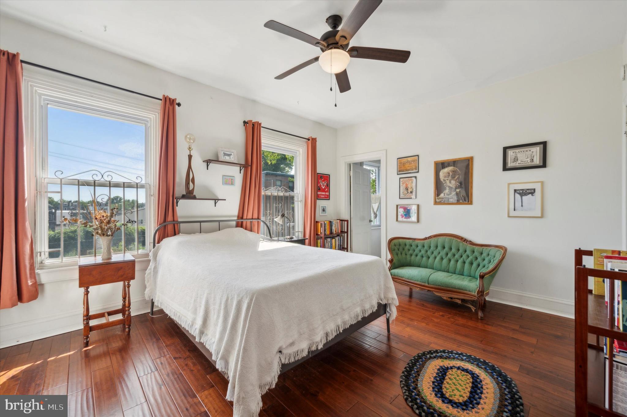 1011 S Saint Bernard St