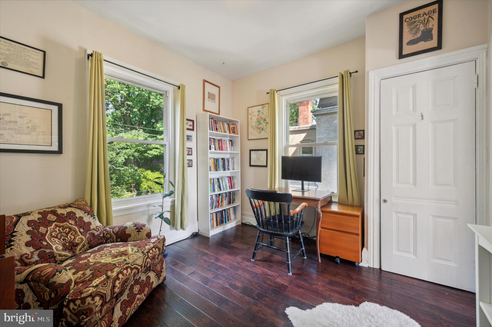 1011 S Saint Bernard St