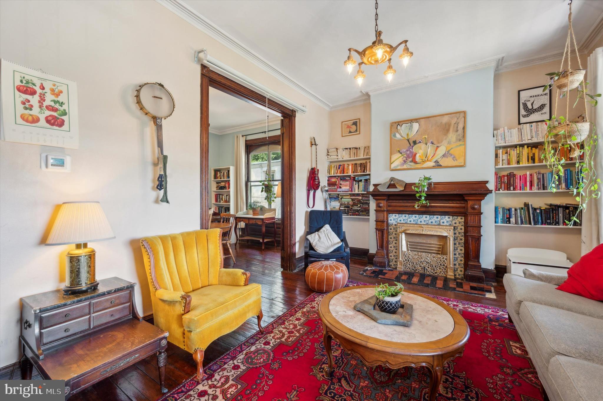 1011 S Saint Bernard St