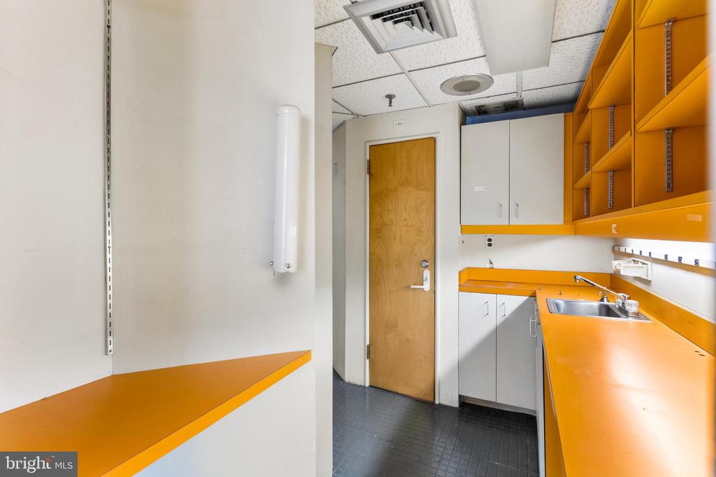 1830 Rittenhouse Sq #1a