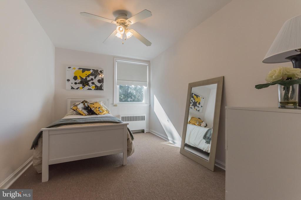 8250 MANSFIELD AVE #UNIT 2