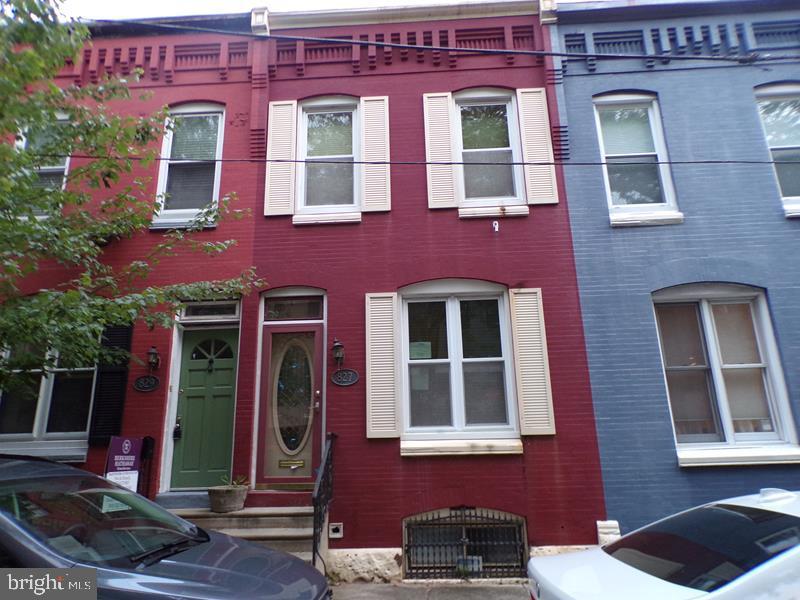 827 N Newkirk St