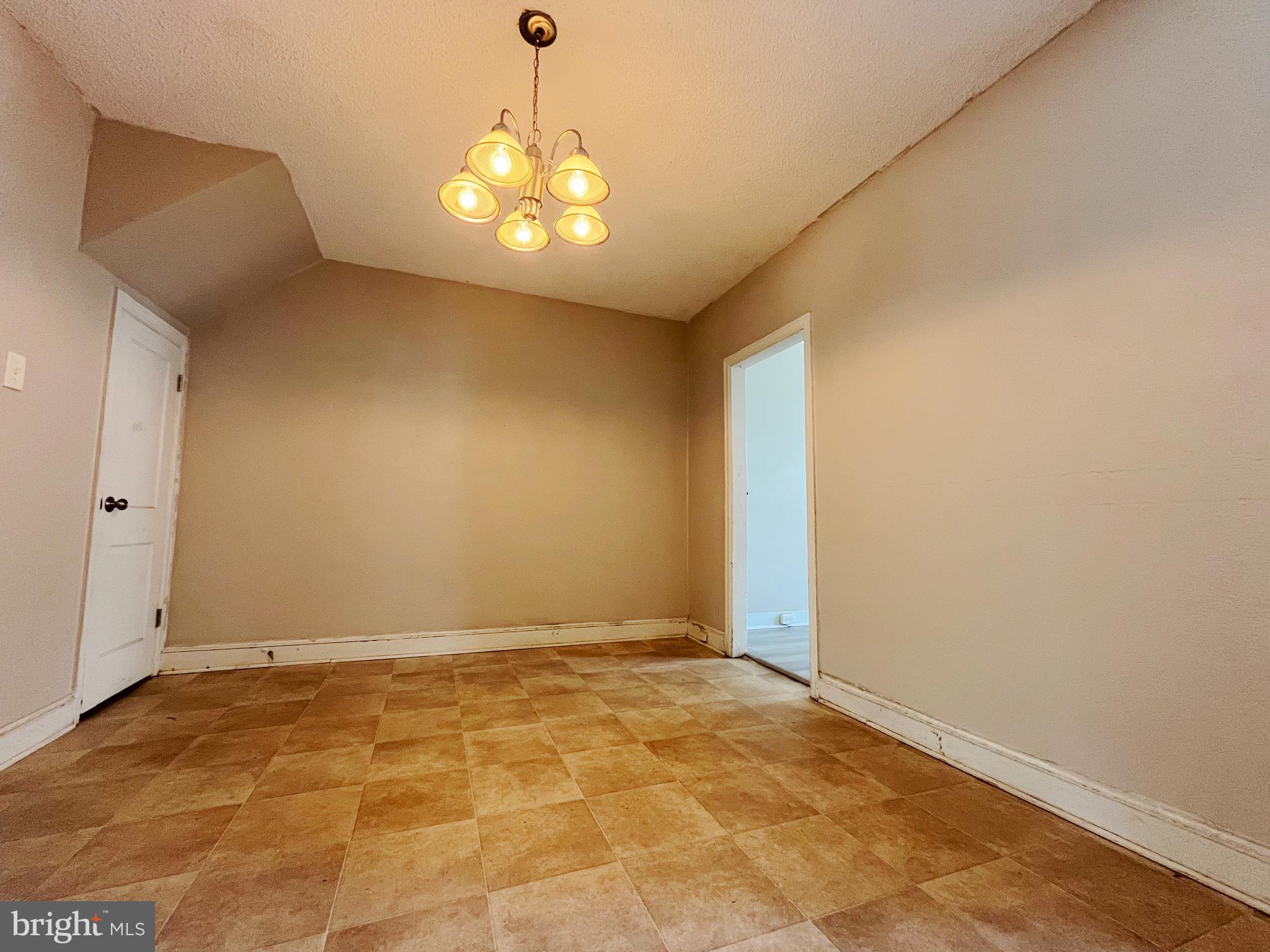 1903 72nd Ave