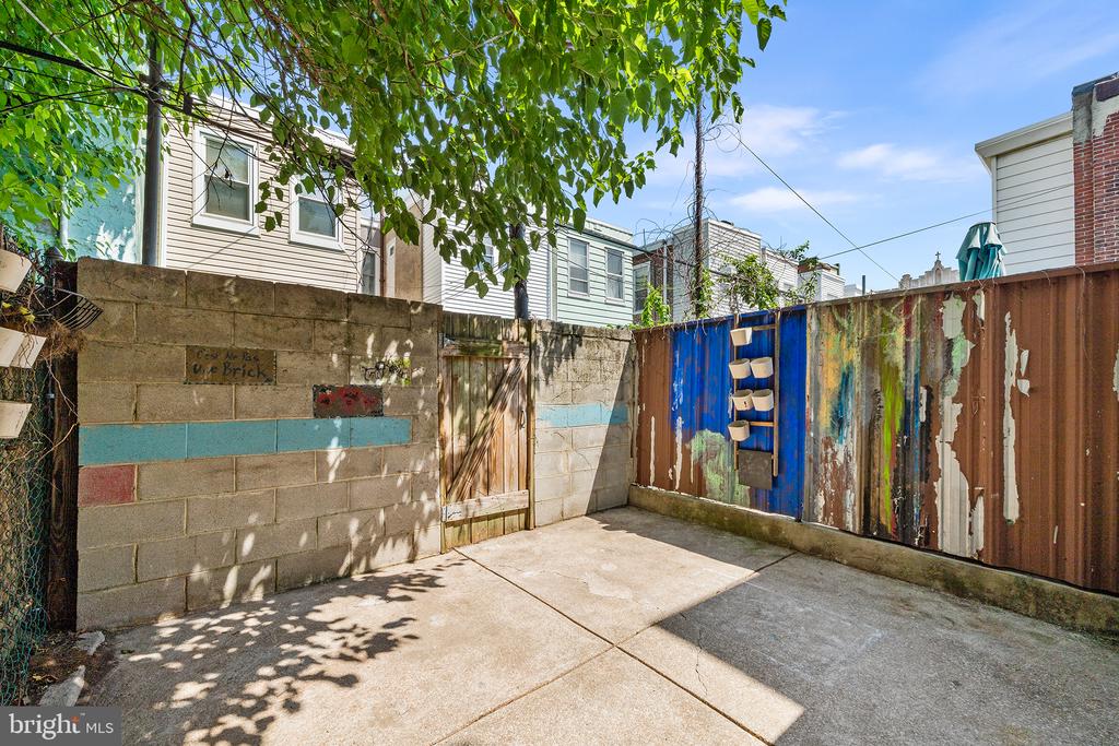 611 Miller St