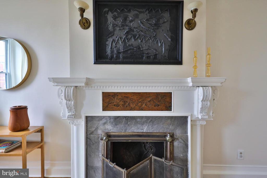 800 Corinthian Ave