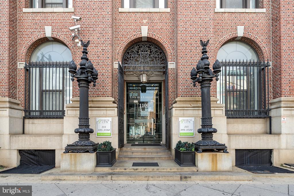 1100 S BROAD ST #717C