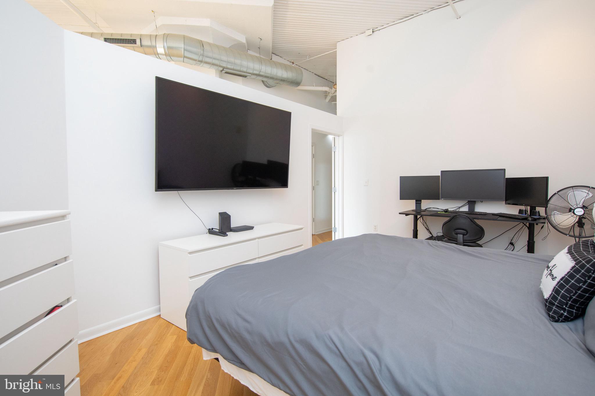 2200-28 Arch St #1105