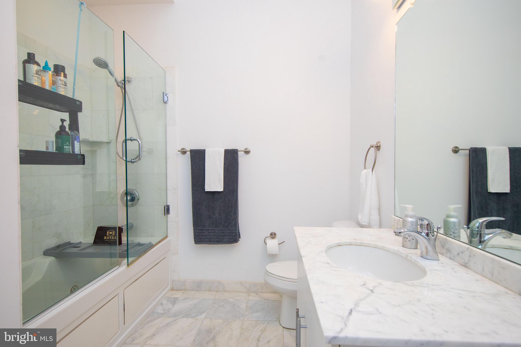 2200-28 Arch St #1105