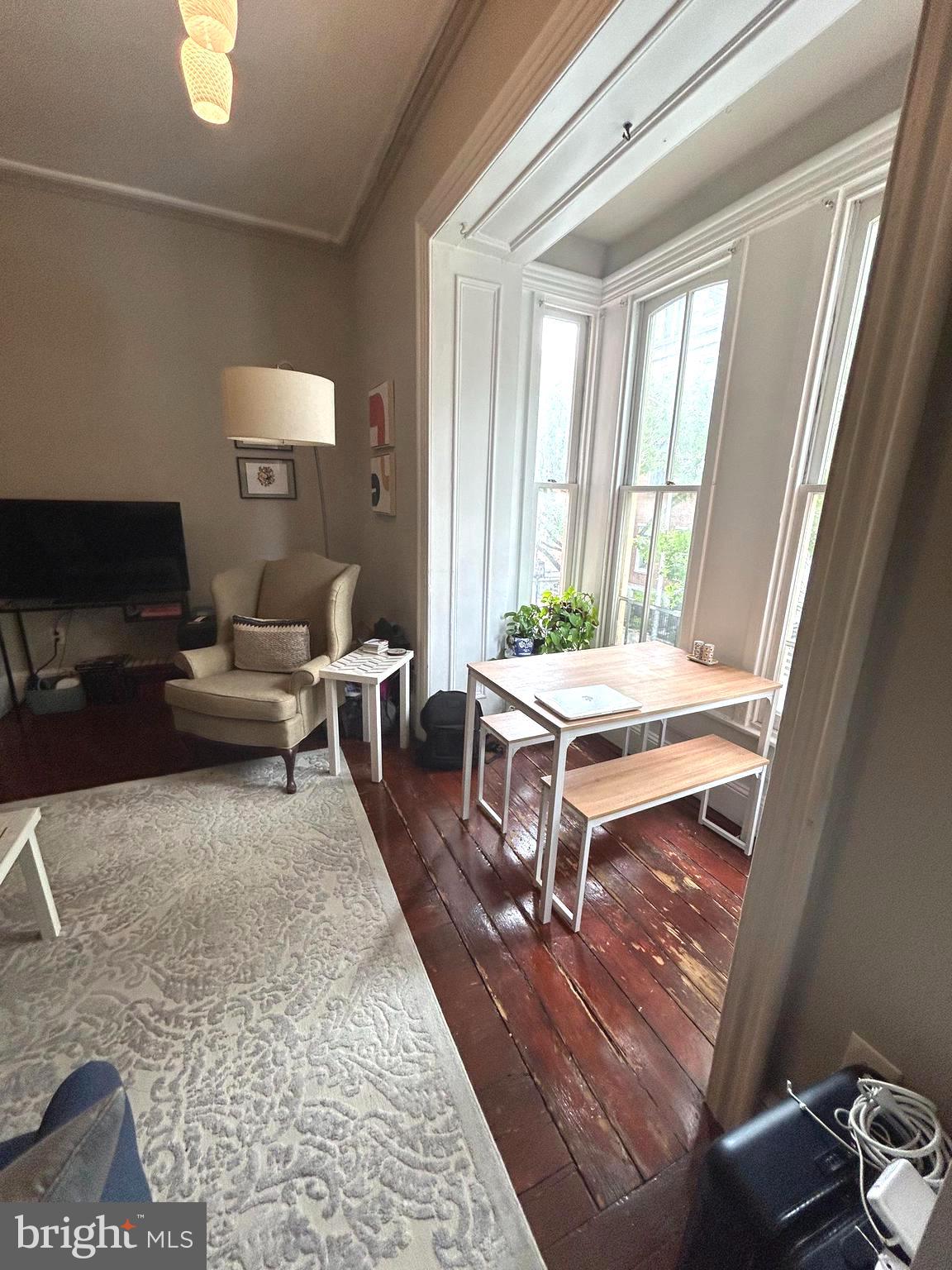 937 SPRUCE ST #APT 2