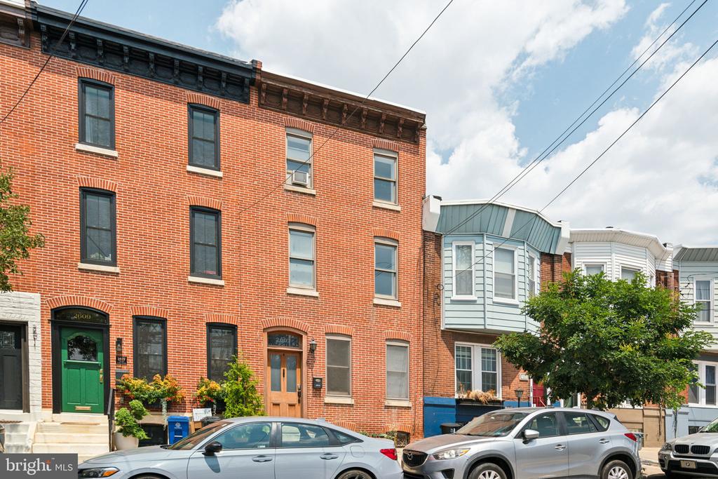 2607 Christian St