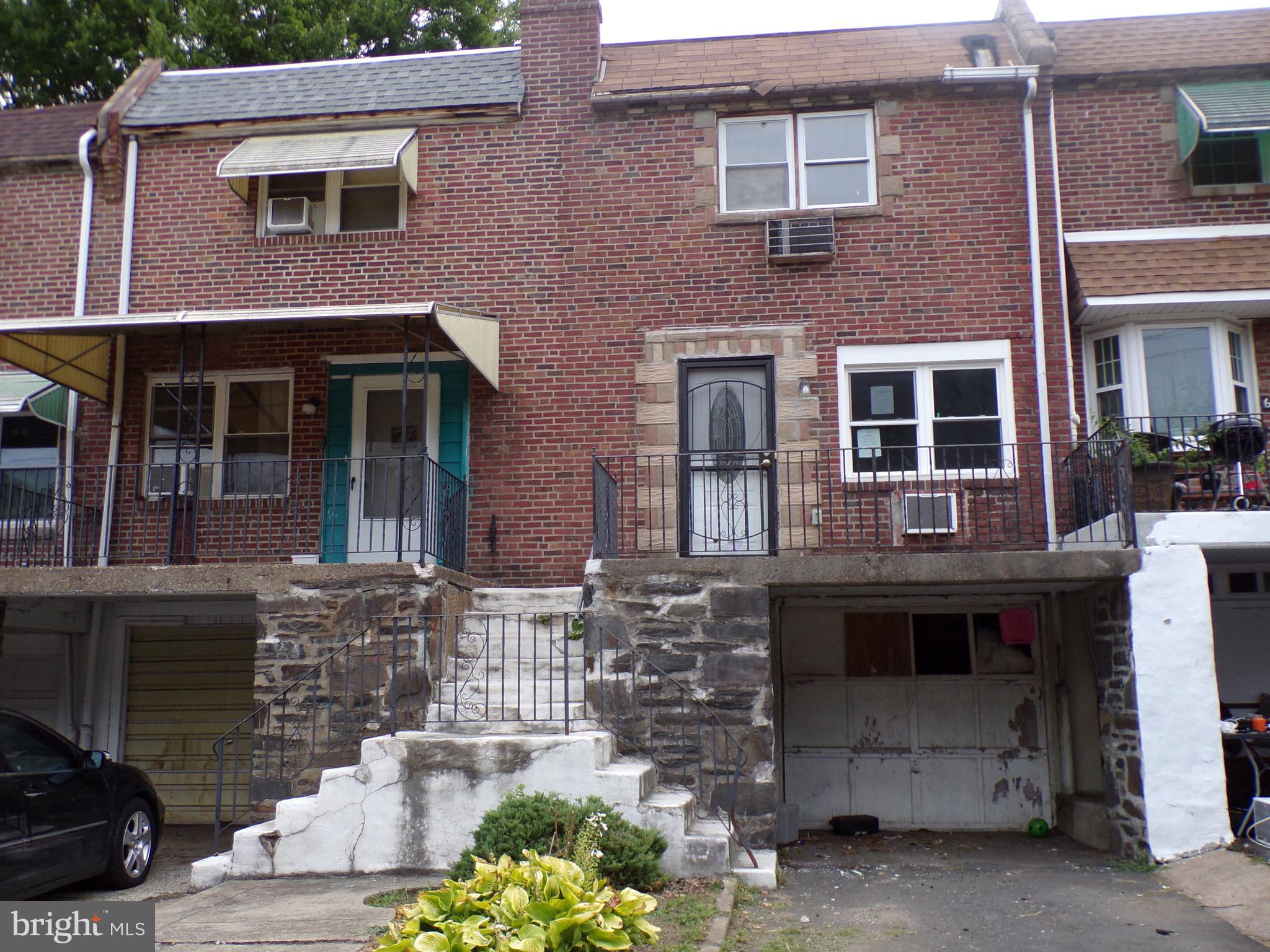 6034 Newtown Ave
