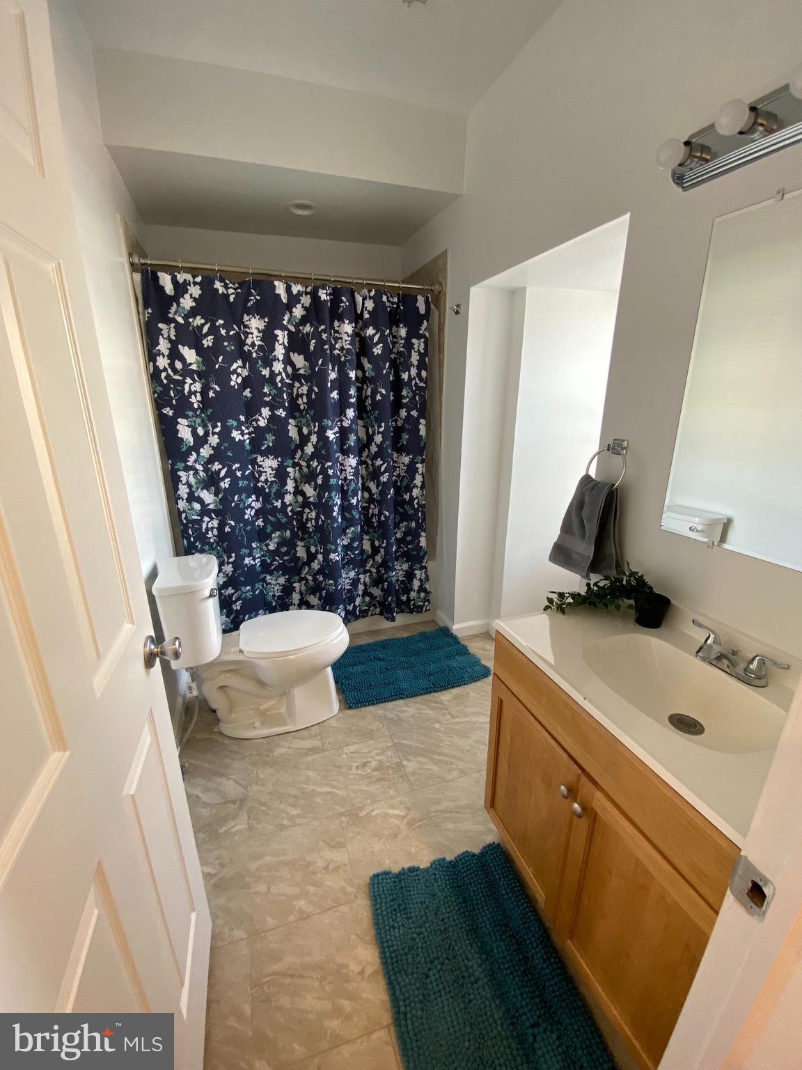 240 W RITTENHOUSE ST ##3