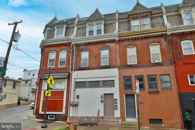 4241 RIDGE AVE #B