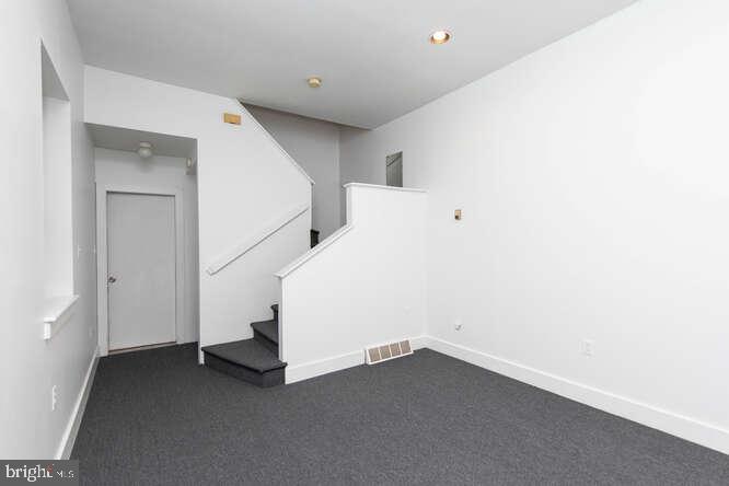 4241 RIDGE AVE #B