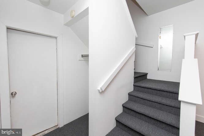 4241 RIDGE AVE #B