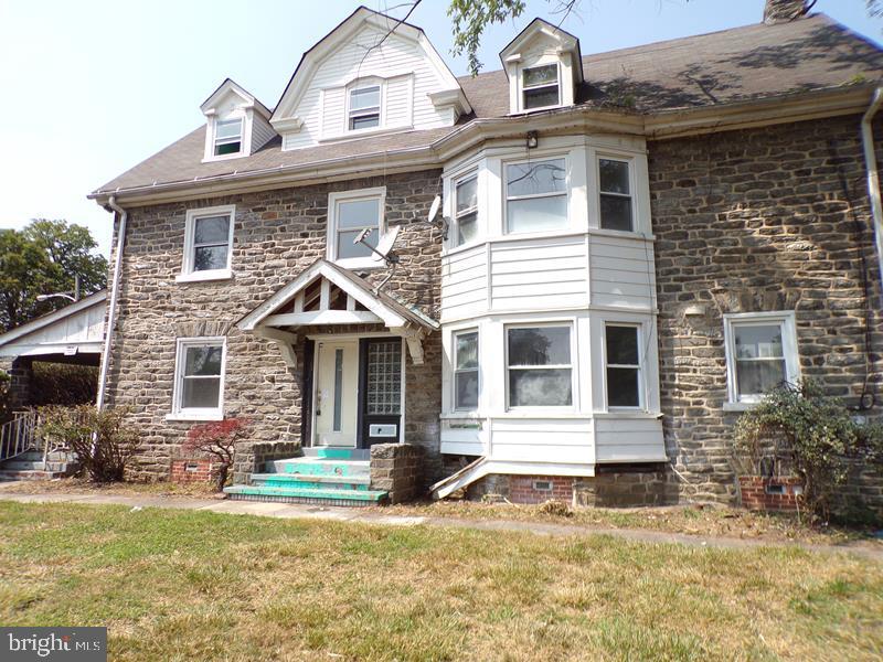 2217-23 Georges Ln