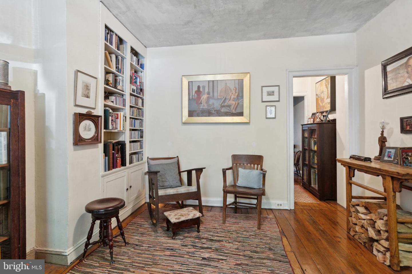 335 GASKILL ST