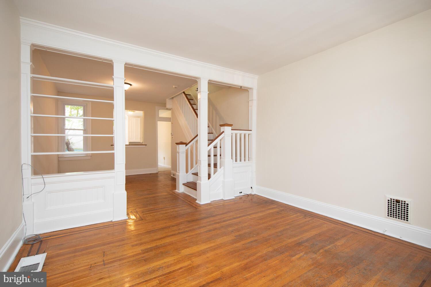 428 W GEORGE ST