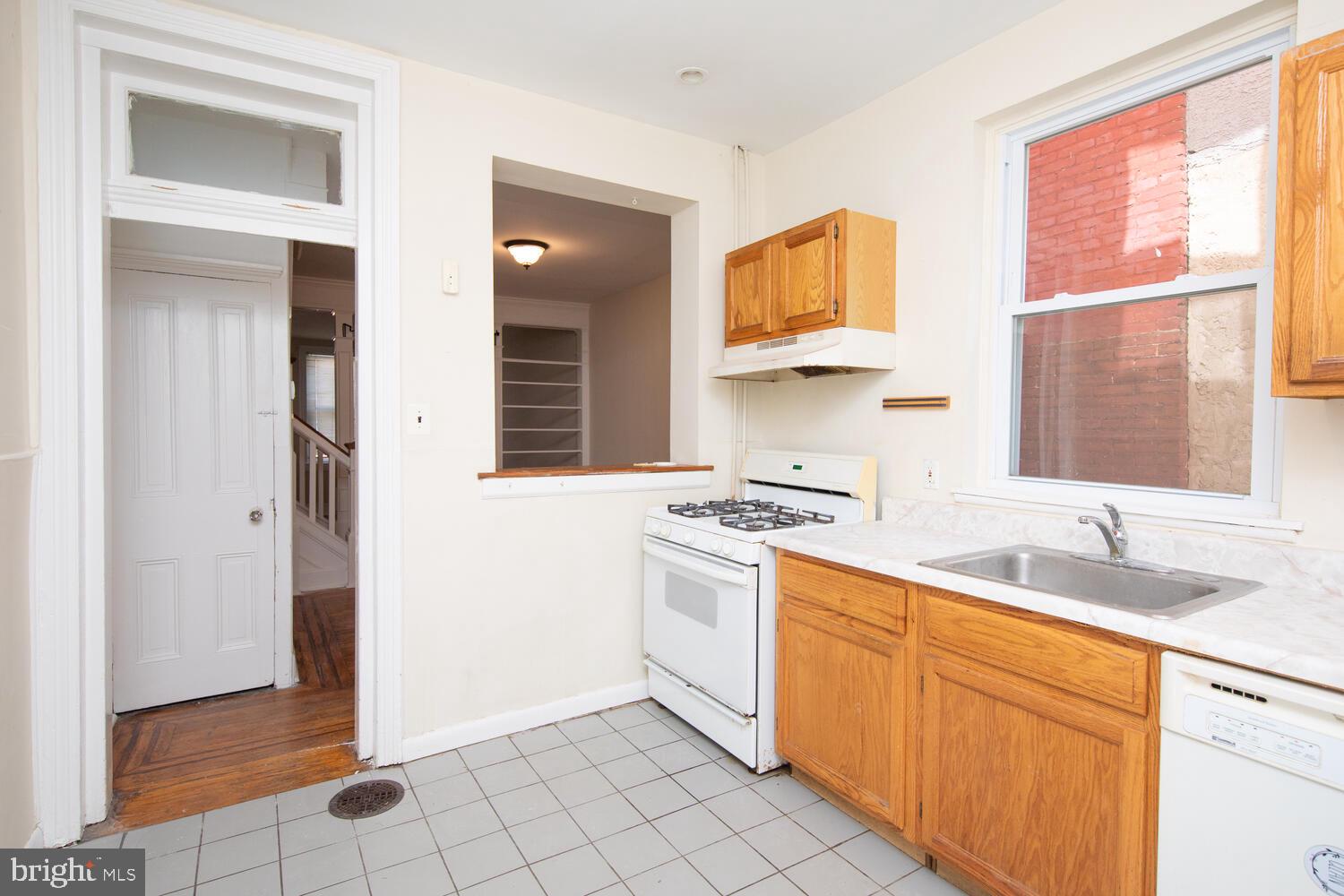 428 W GEORGE ST