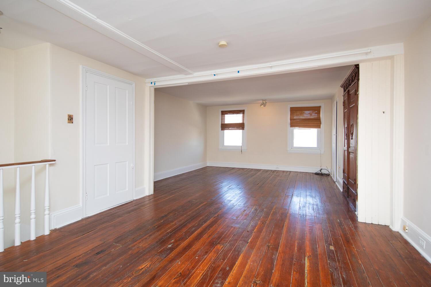 428 W GEORGE ST