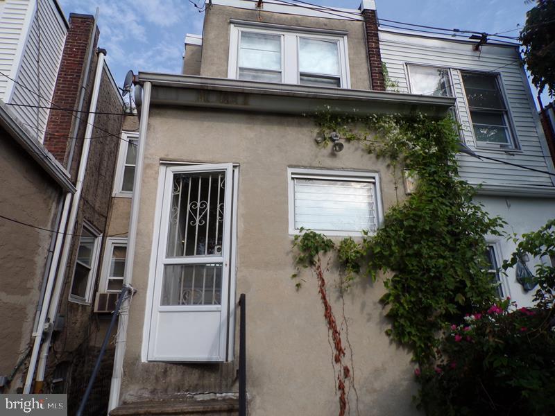 462 E Cosgrove St