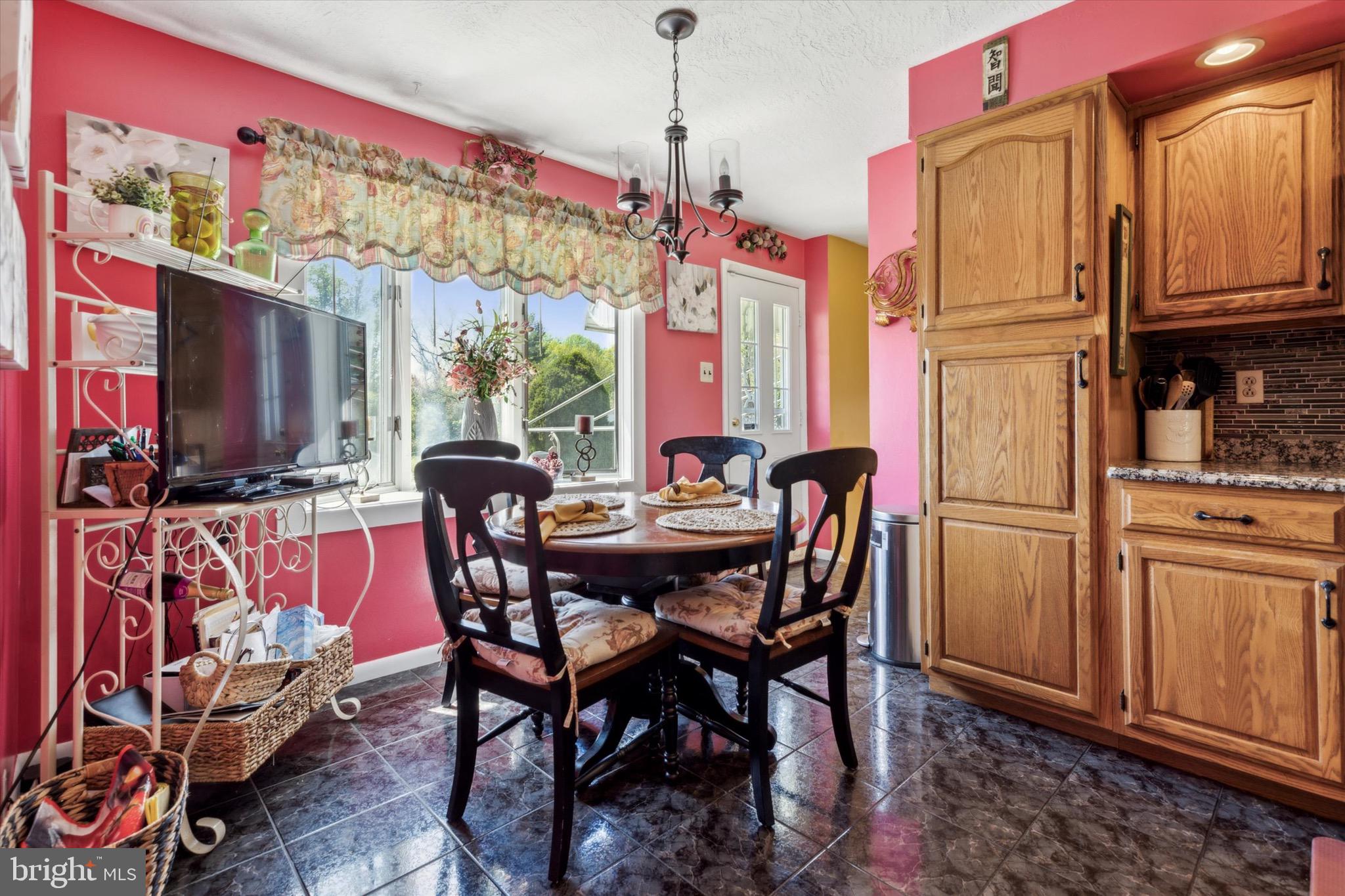 7150 N Mount Pleasant Pl