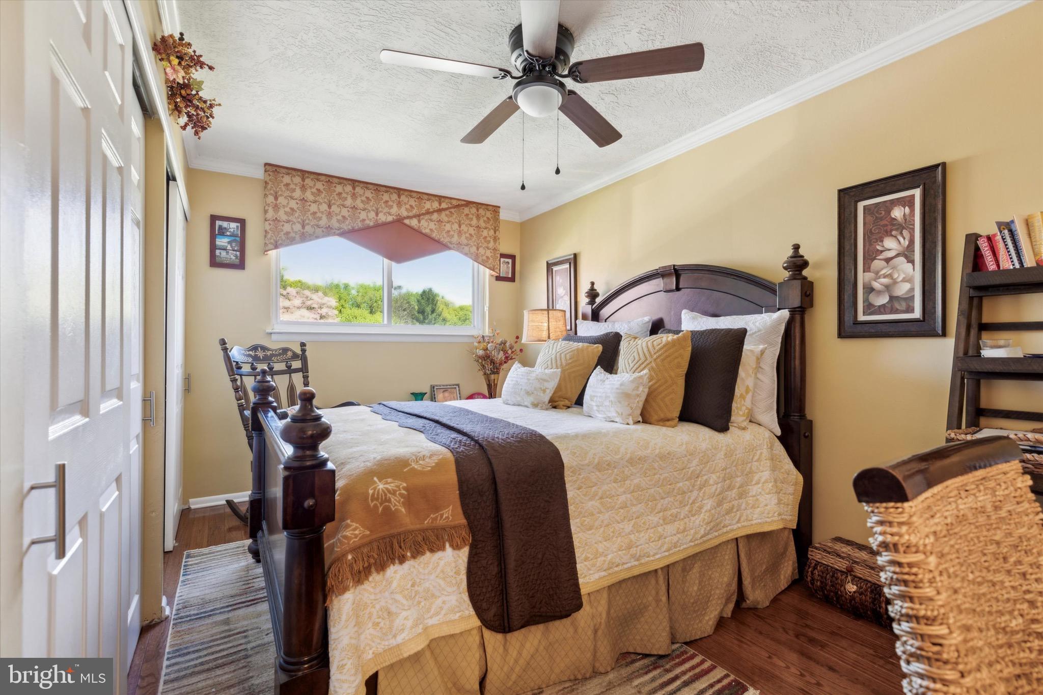 7150 N Mount Pleasant Pl