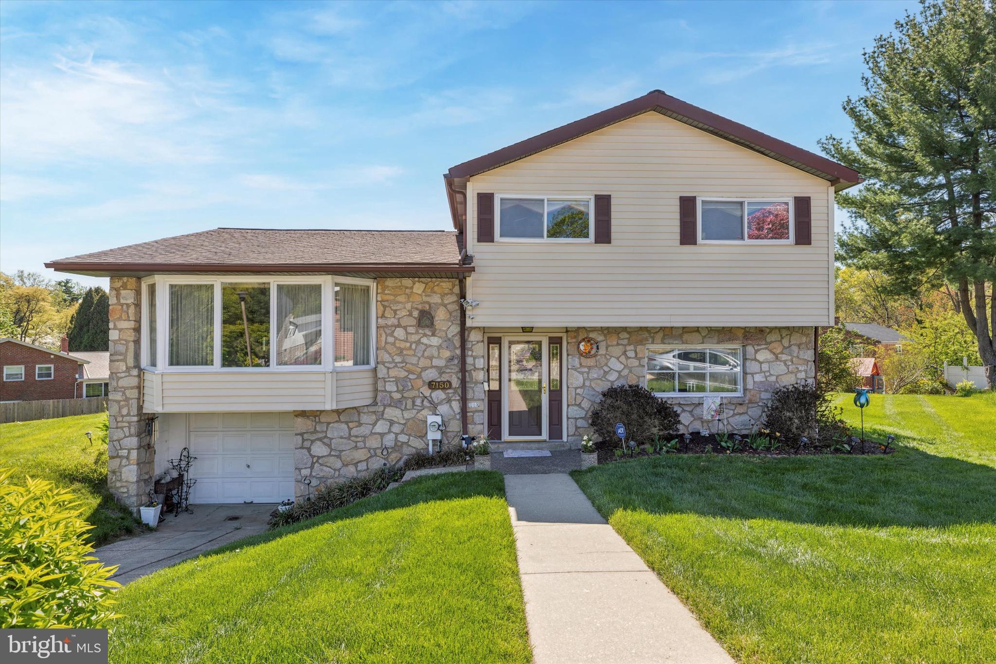 7150 N Mount Pleasant Pl