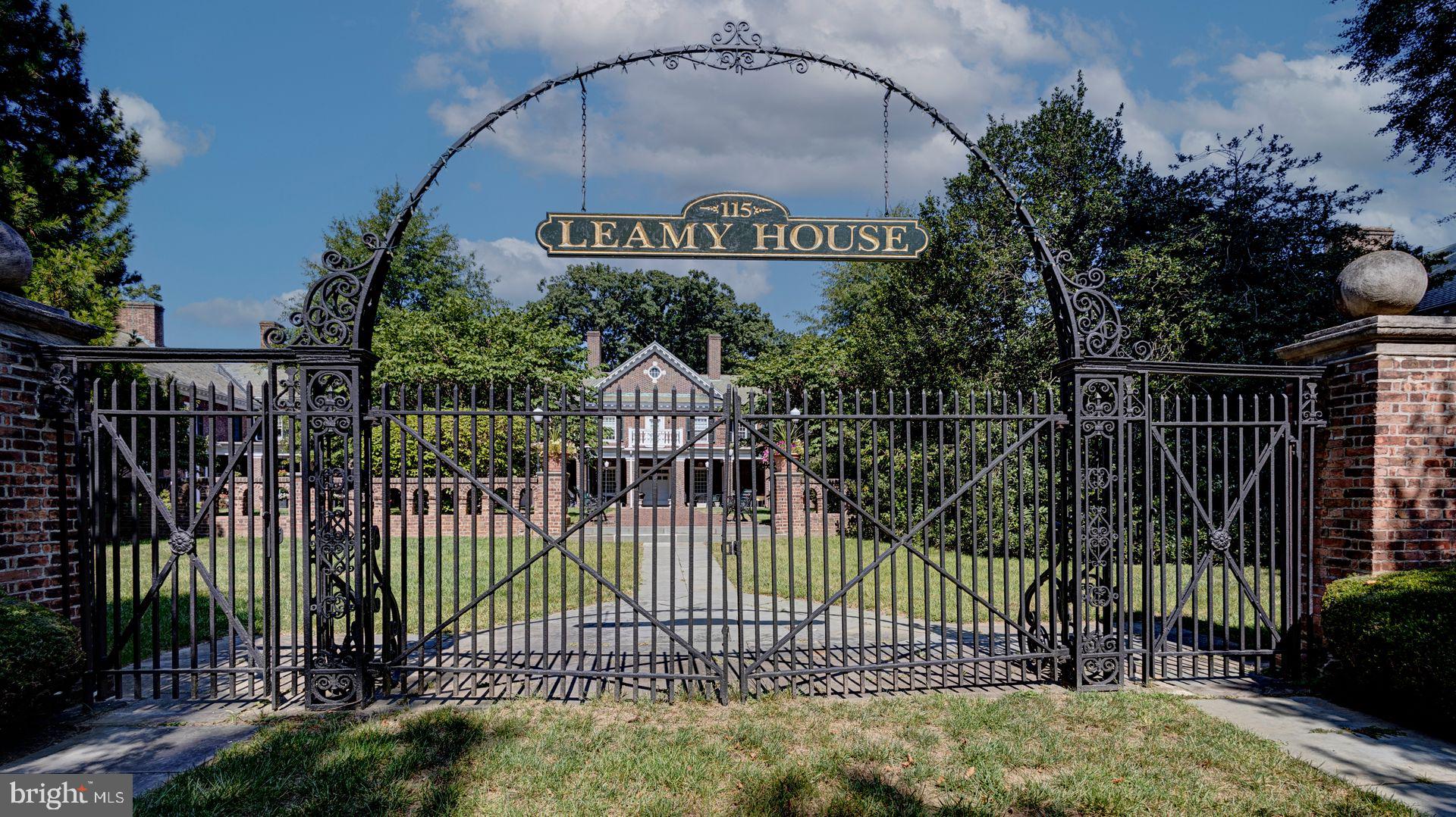 115 E Roumfort Rd #9