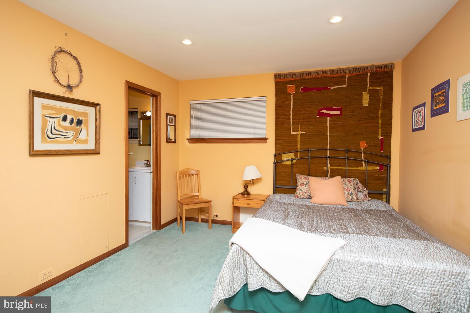 7710-2 Morelan Moreland Cir