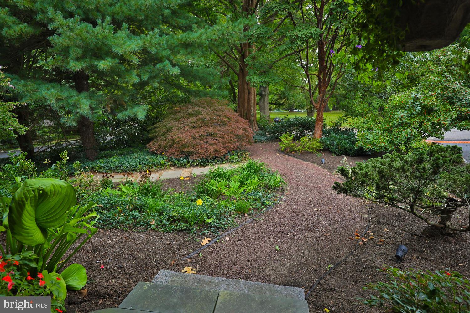 7710-2 Morelan Moreland Cir