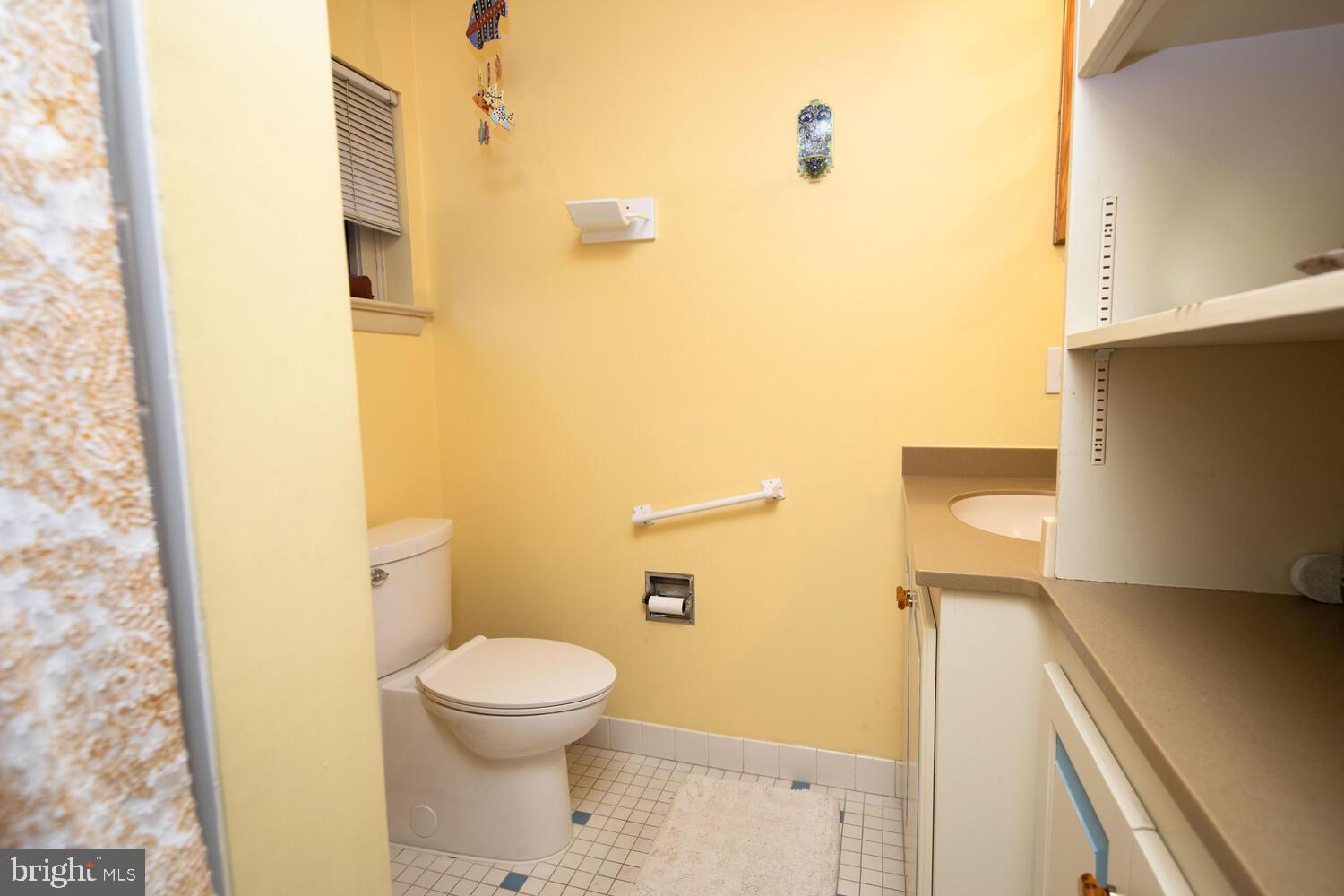 7710-2 Morelan Moreland Cir