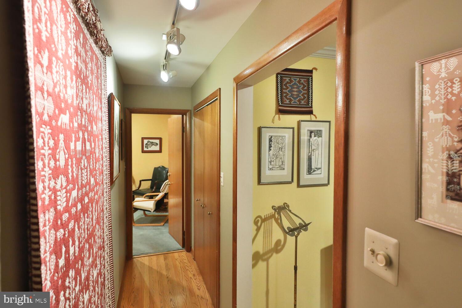 7710-2 Morelan Moreland Cir