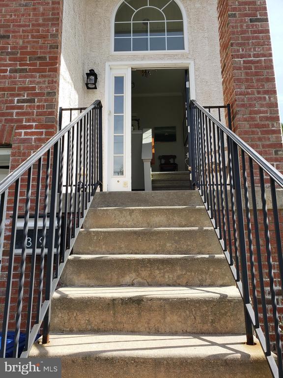 319 FOUNTAIN STREET