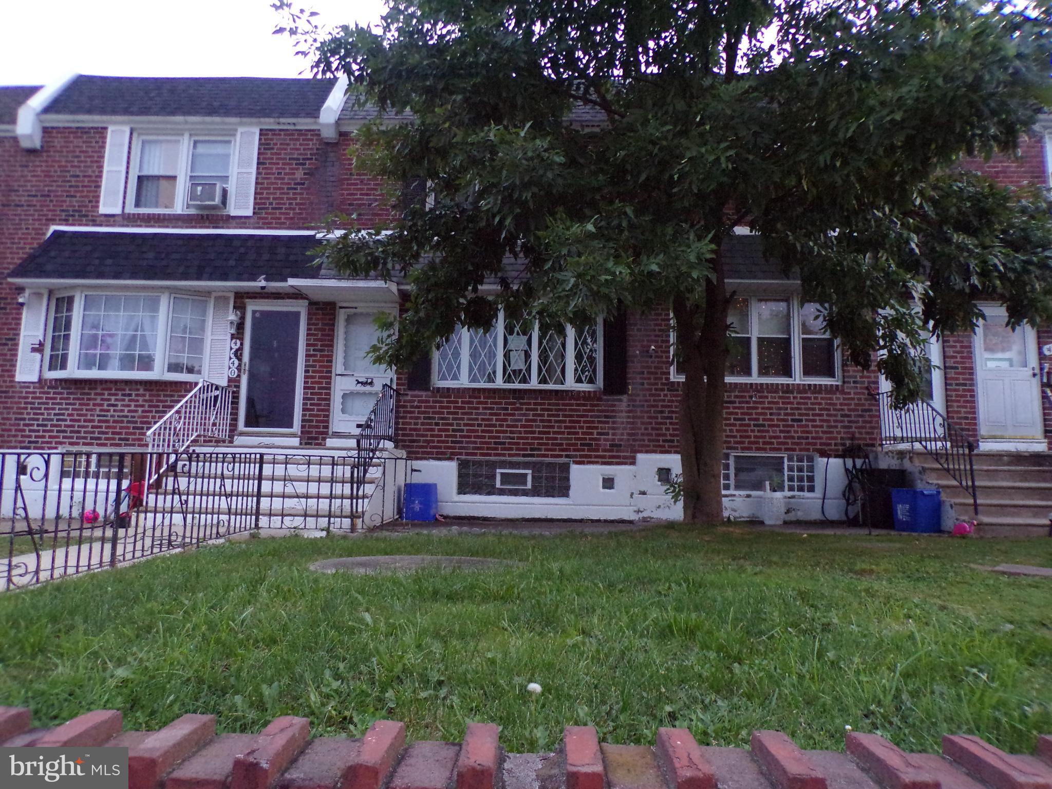 4438 Strahle St