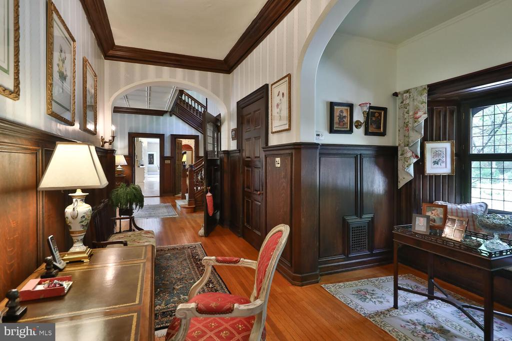 455 And 461 W Chestnut Hill Ave