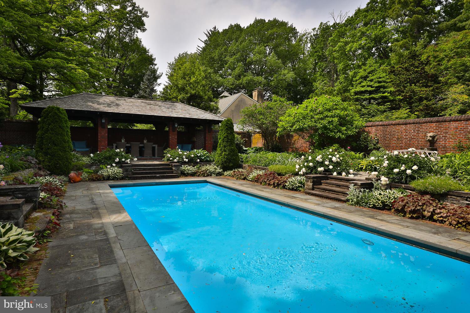 455 And 461 W Chestnut Hill Ave