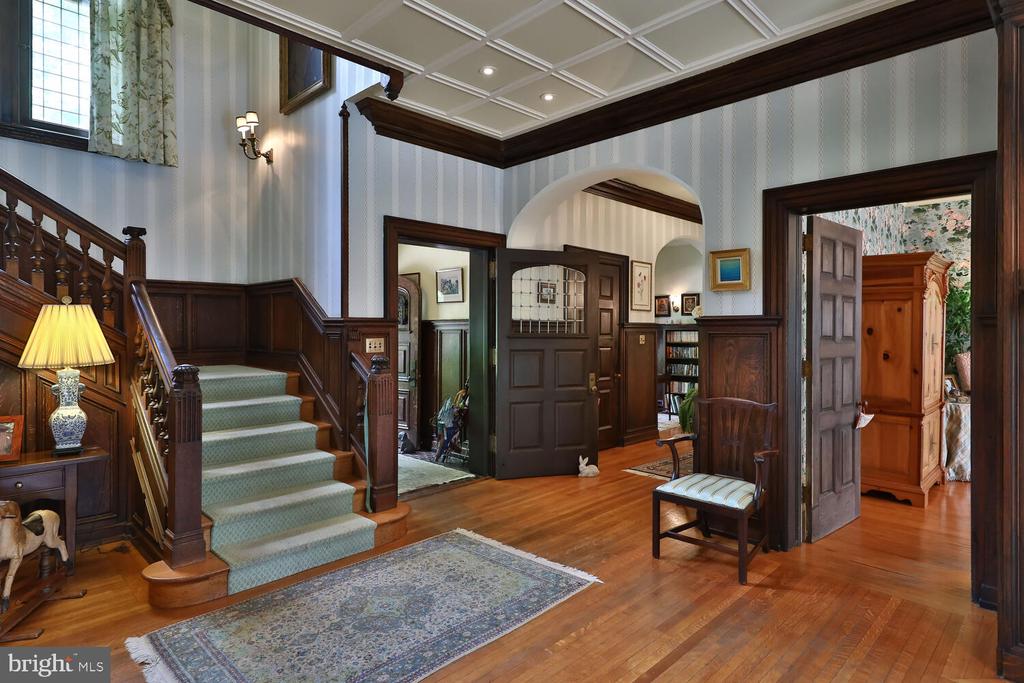455 And 461 W Chestnut Hill Ave