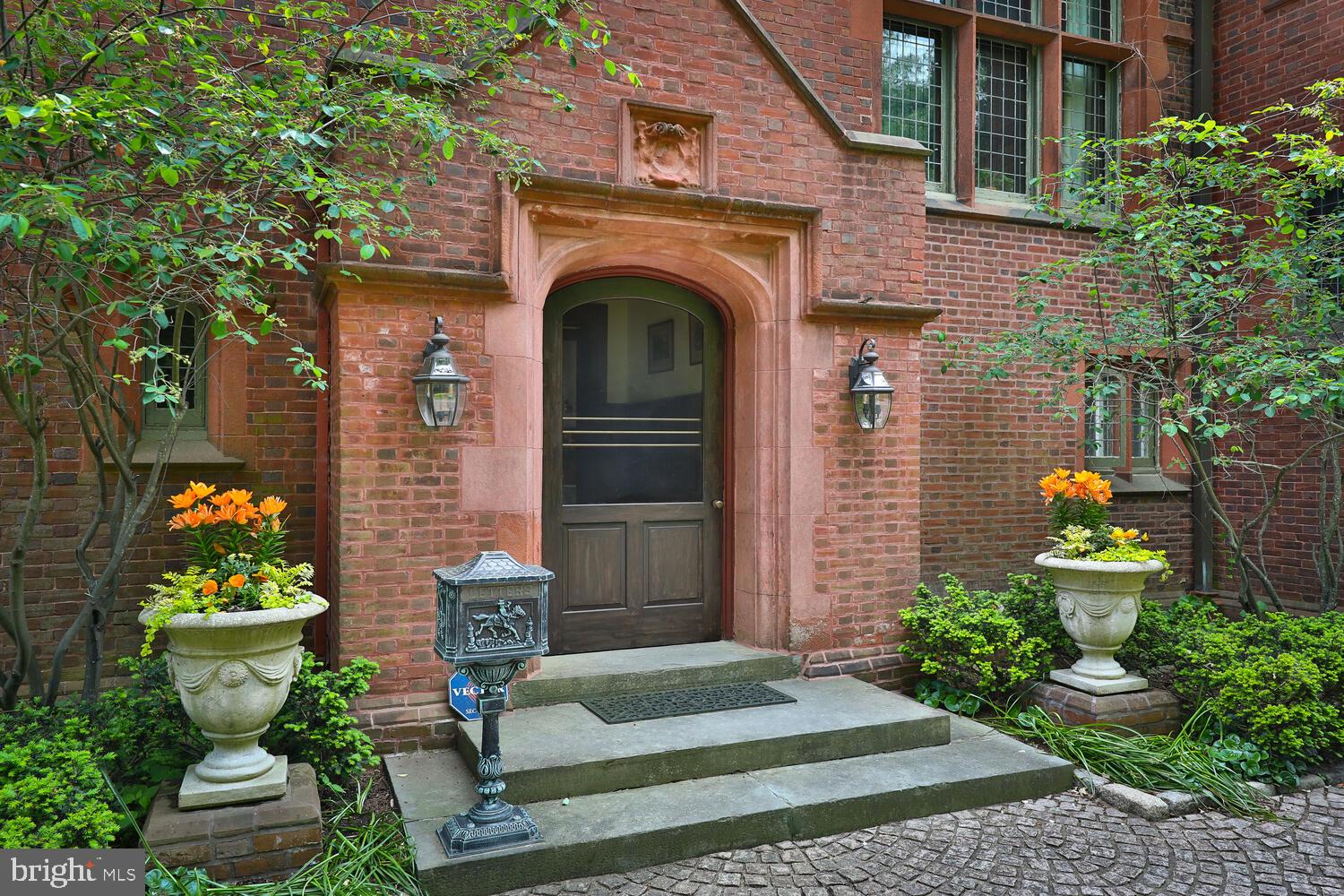 455 And 461 W Chestnut Hill Ave